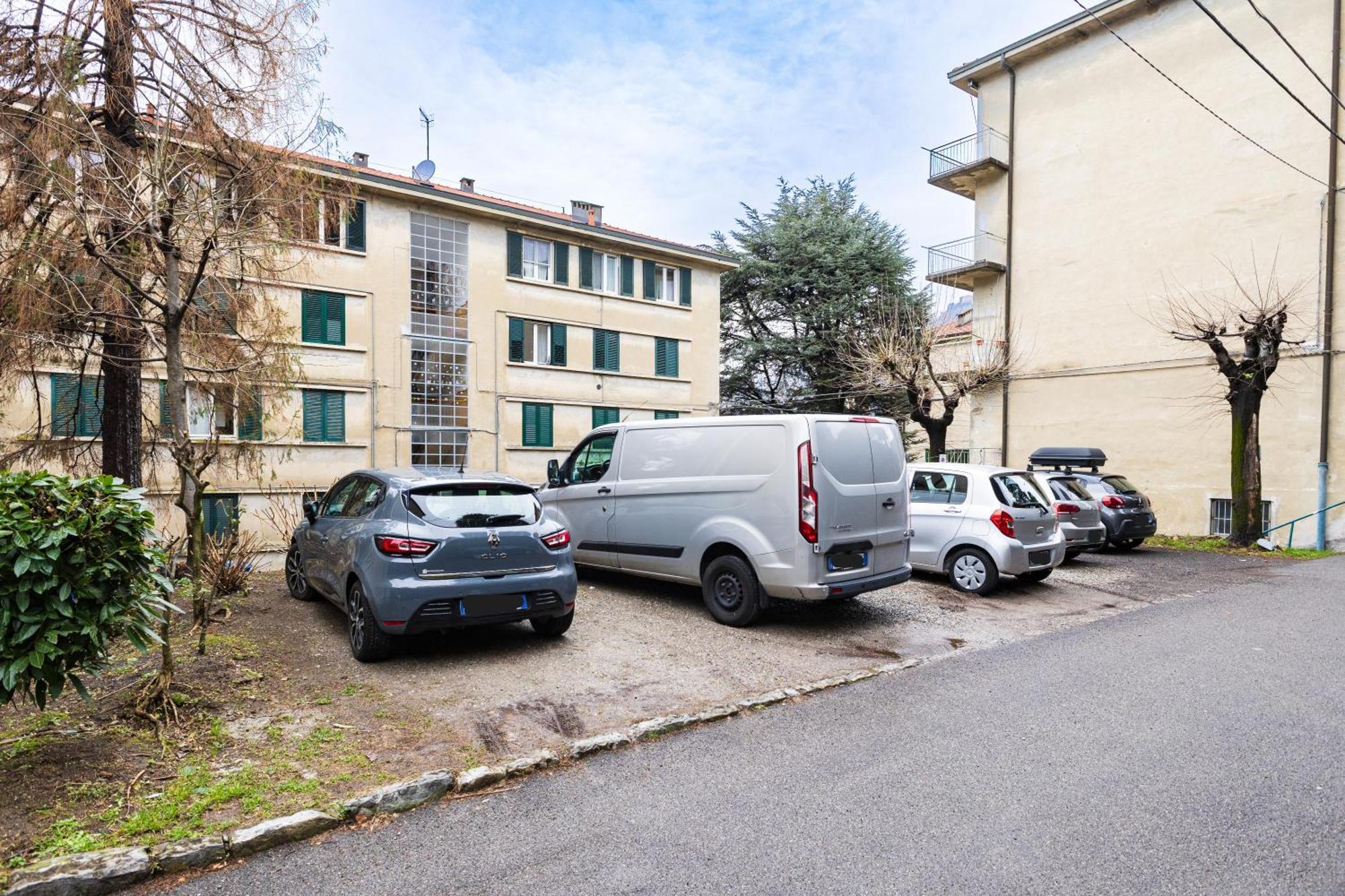 Il Giglio - Free Parking Apartment Como Bagian luar foto