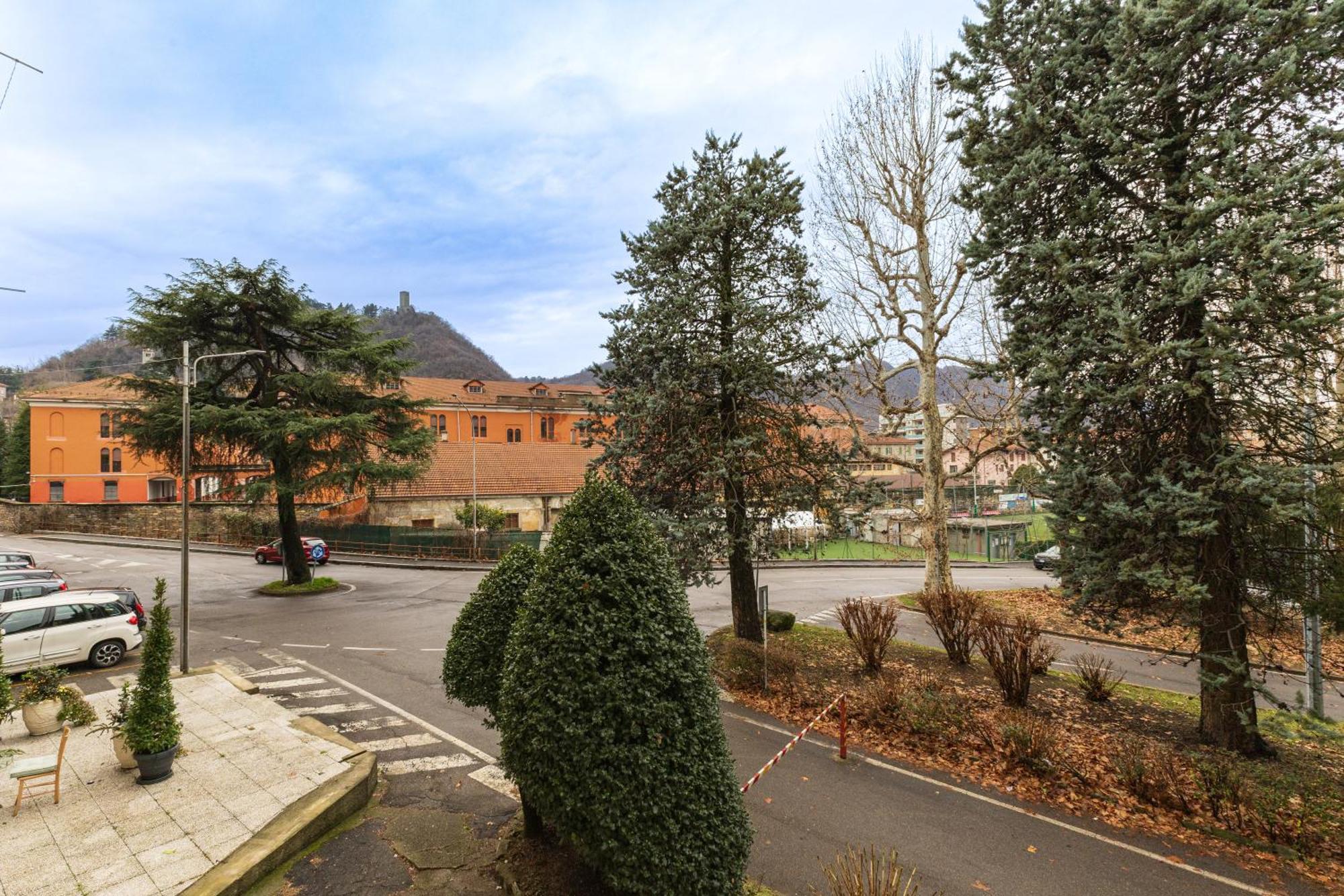 Il Giglio - Free Parking Apartment Como Bagian luar foto