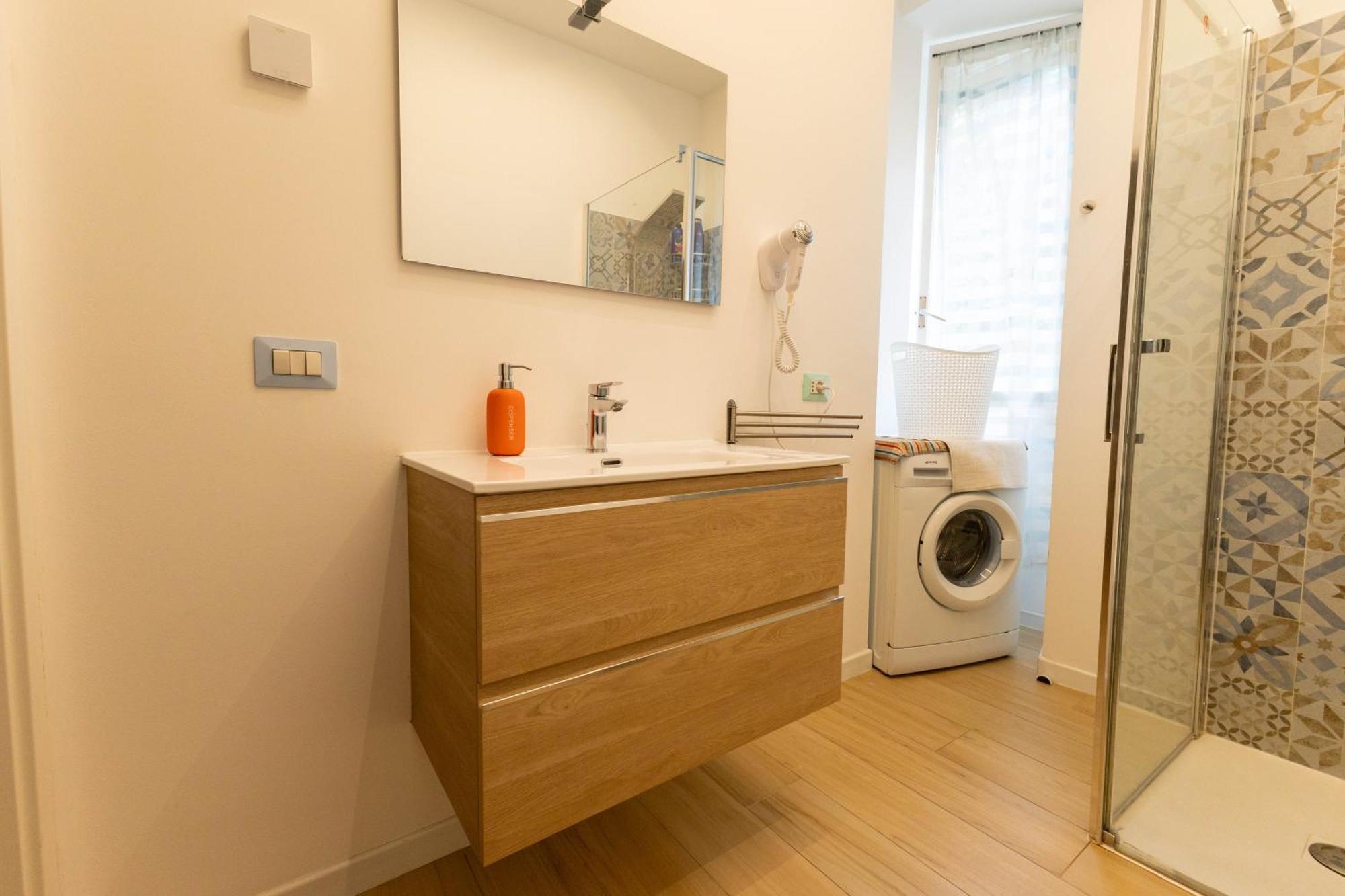 Il Giglio - Free Parking Apartment Como Bagian luar foto