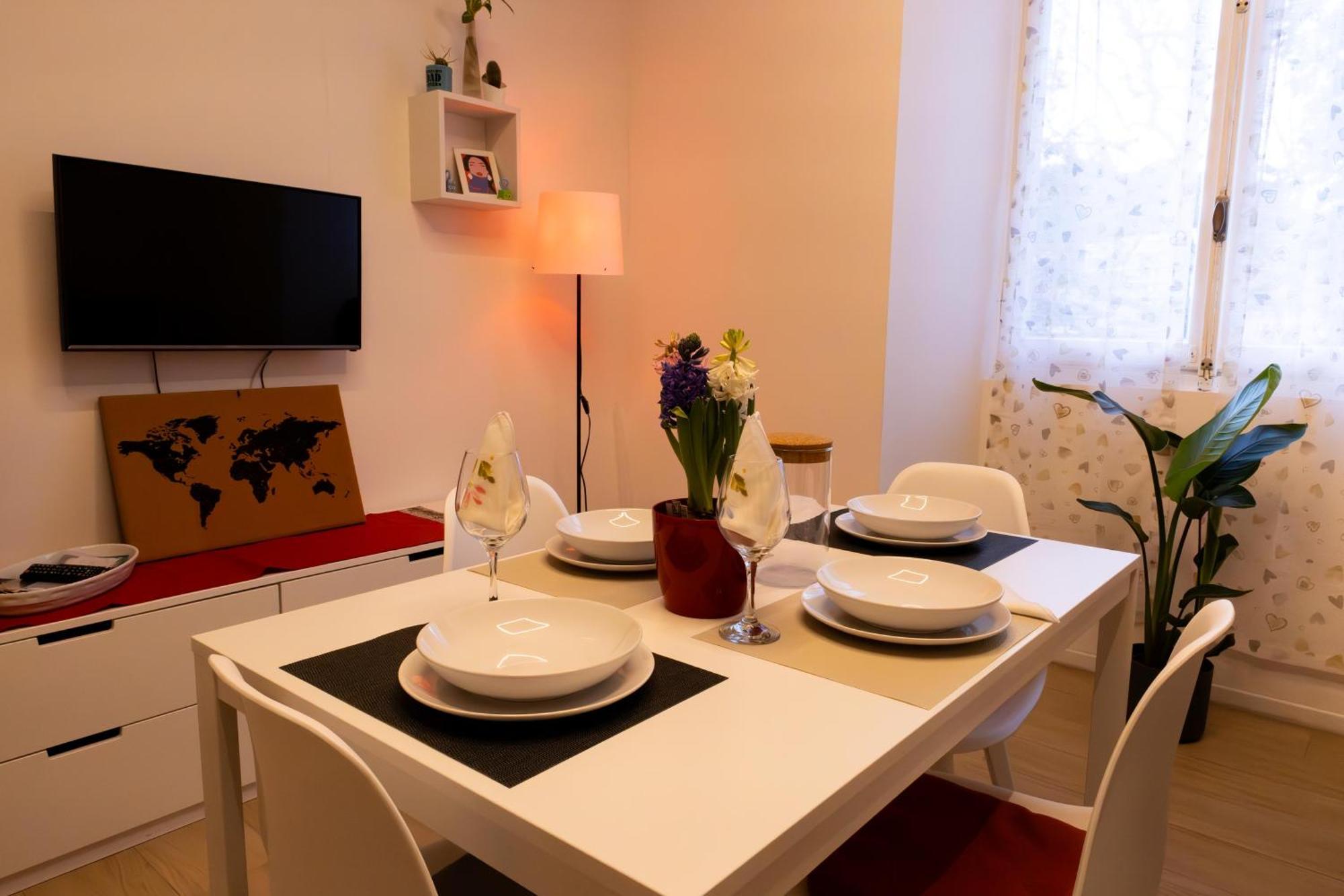 Il Giglio - Free Parking Apartment Como Bagian luar foto